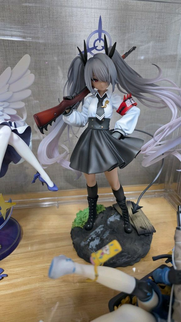 블루아카이브 이오리 1/7스케일 피규어--1