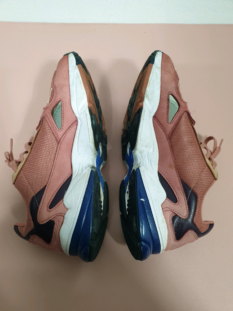 아디다스 핑크 팔콘 운동화 275사이즈--6