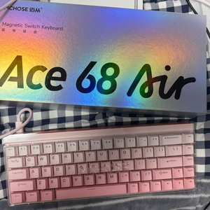 MCHOSE Ace 68 Air 핑크 자석축 키보드 8k 래피드 트리거 팝니다