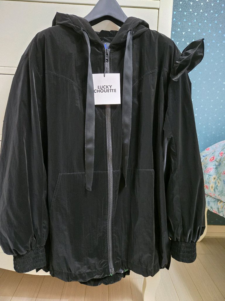 럭키슈에뜨 바람막이 가격내림--1