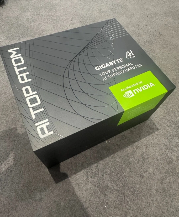 (미개봉) RTX 4080 SUPER 그래픽카드 고성능 미니 ai 슈퍼컴퓨터 이미지