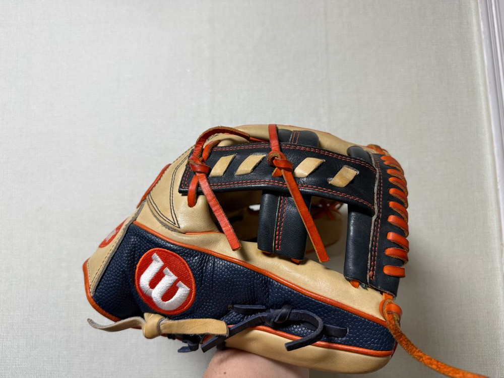 A2000 내야 알튜베 프로선수도 사용모델--1