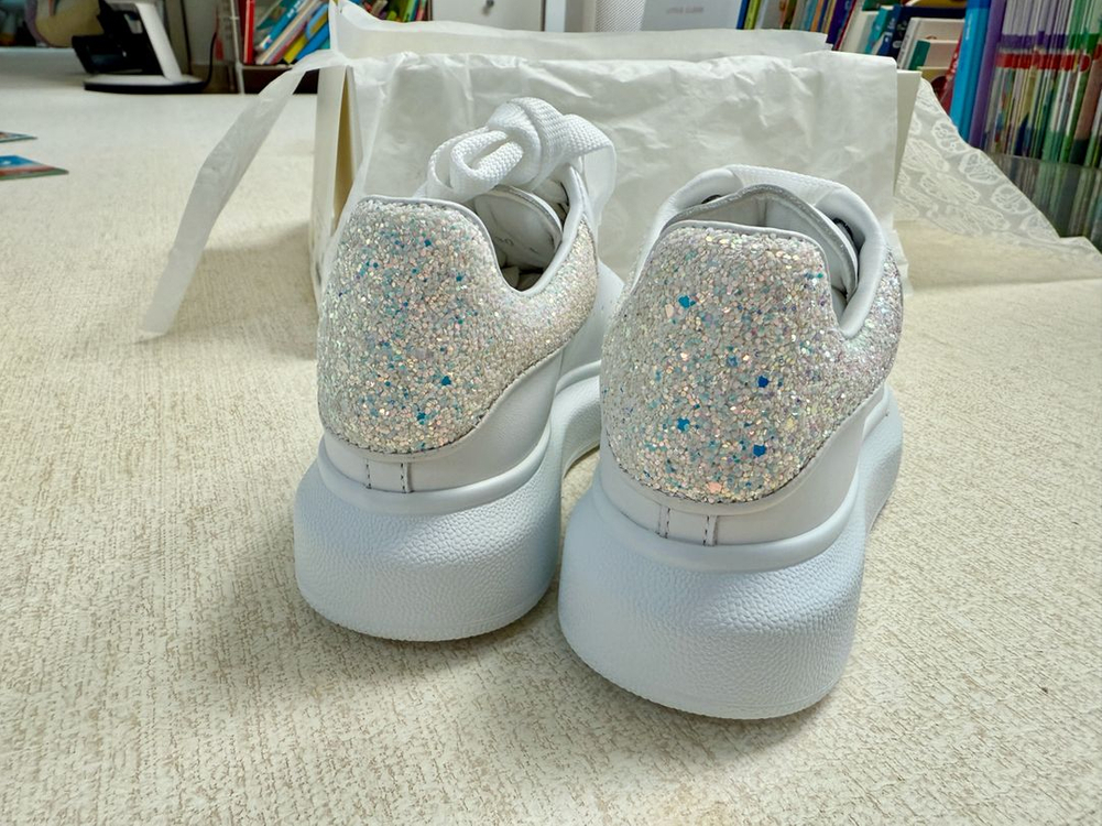 알렉산더맥퀸 키즈 오버솔 글리터 30사이즈 새상품--2