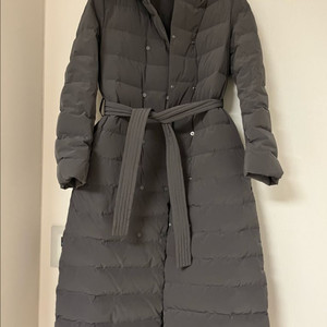띠어리 롱 덕다운 벨티드 패딩 차콜s