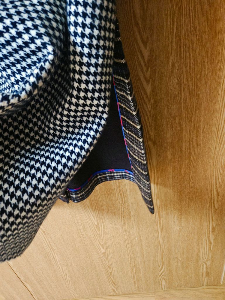 럭키슈에뜨 체크 MIX 셔츠형 롱 코트--7