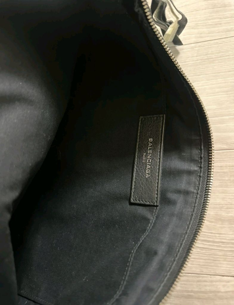 발렌시아가클러치백--2