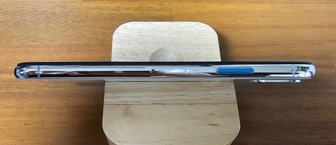 아이폰XS 512g 실버 판매!(선물용)(인스타 감성용 Top1)--3