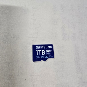 삼성 sd 카드 1테라 (새 상품) (배송비 포함)