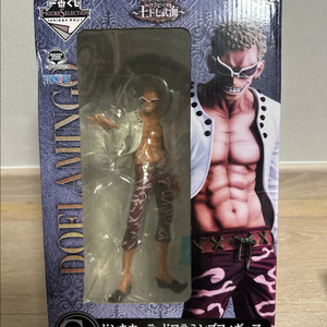 원피스,스파이패밀리,5등분의 신부 피규어 판매합니다