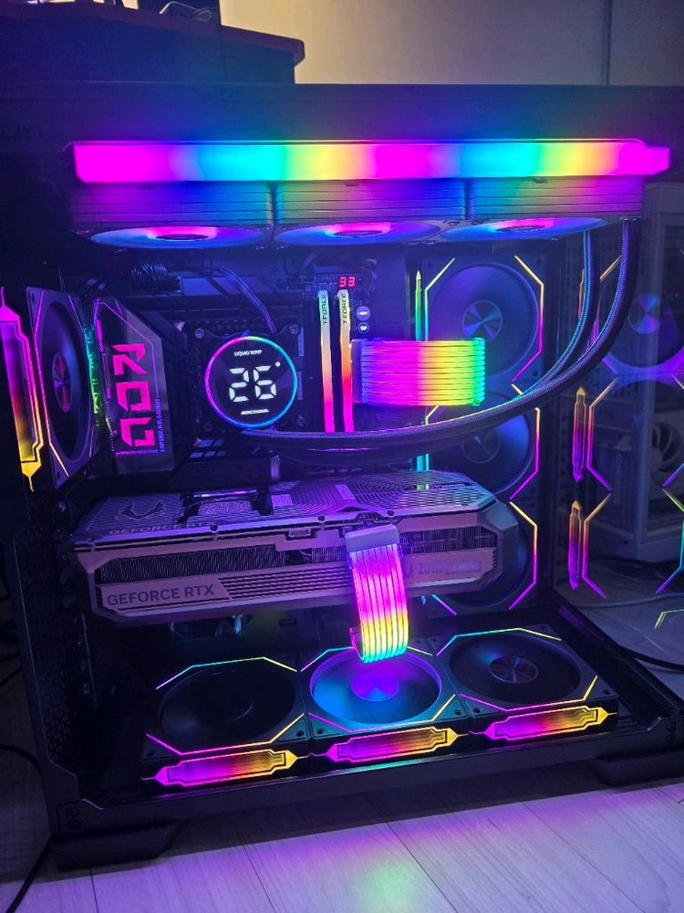 울트라9 285K RTX5090 AMP 최고사양PC 팝니다 이미지