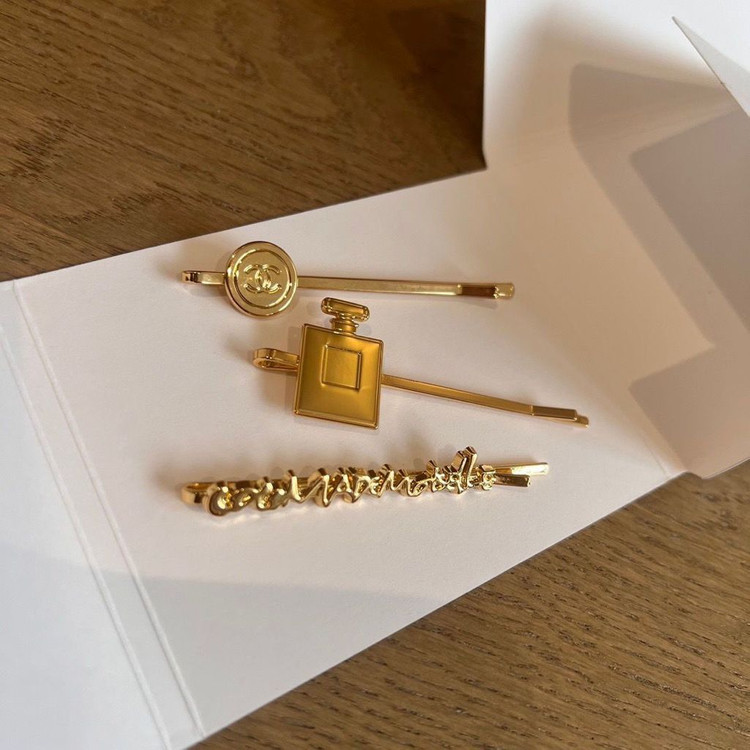 샤넬 헤어핀 3종--2