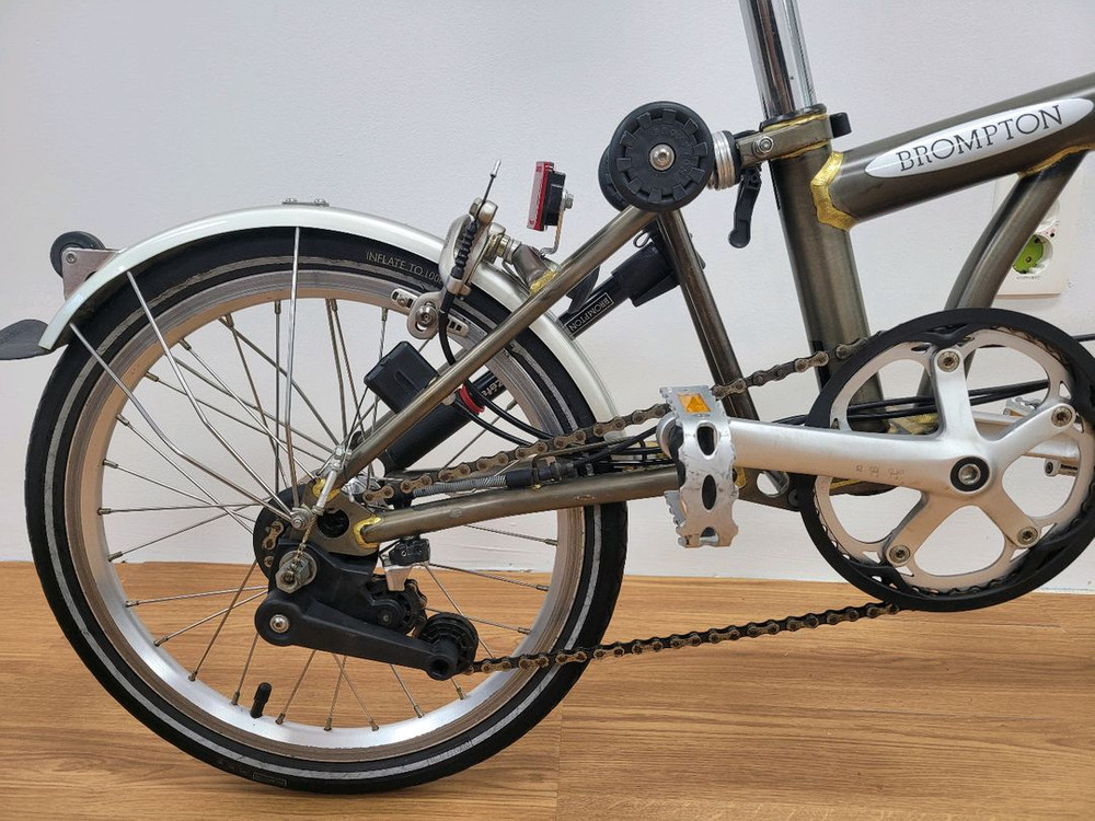 브롬톤 로우라커 3단 14년식 이미지