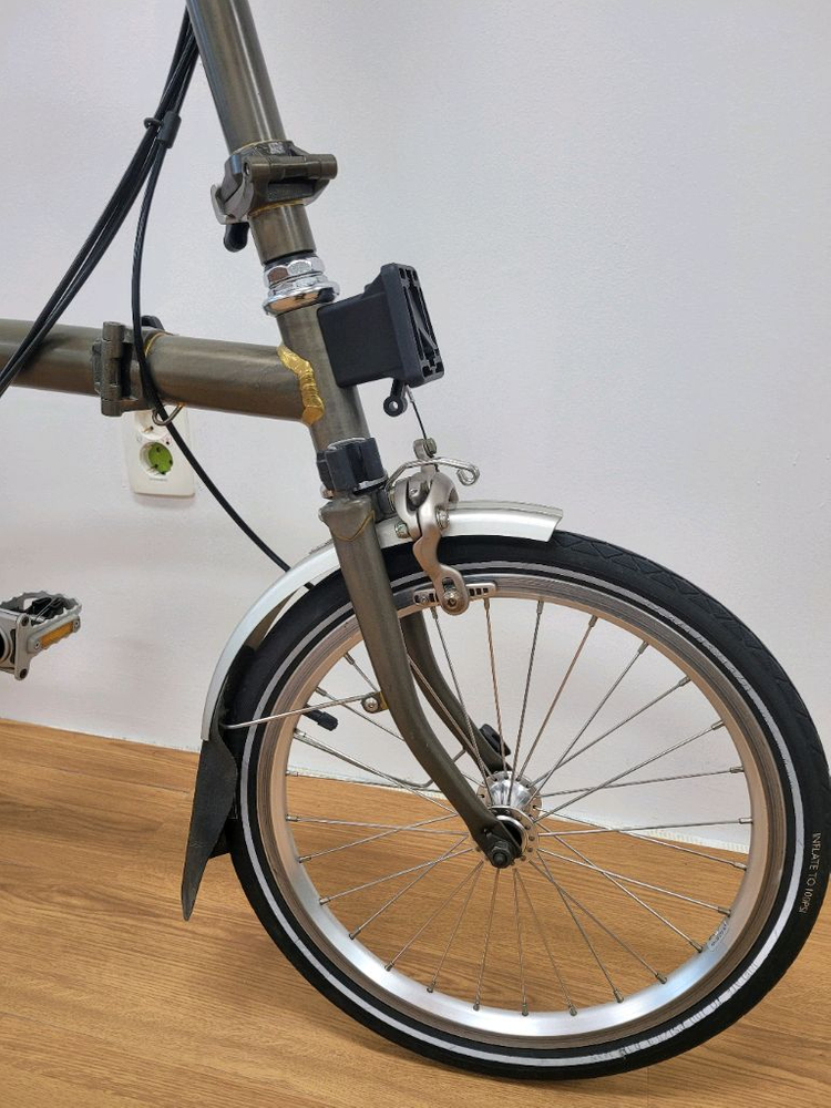 브롬톤 로우라커 3단 14년식 이미지