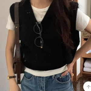 ((새상품)) 레이어드 블랙 니트 베스트