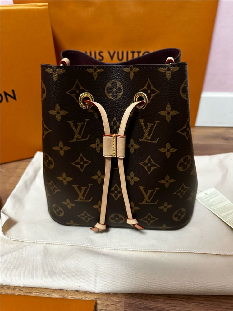 정품) 루이비통 네오노에 BB 가방--1