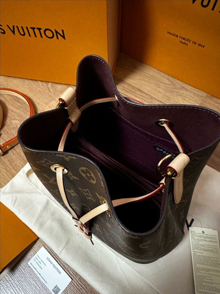 정품) 루이비통 네오노에 BB 가방--3