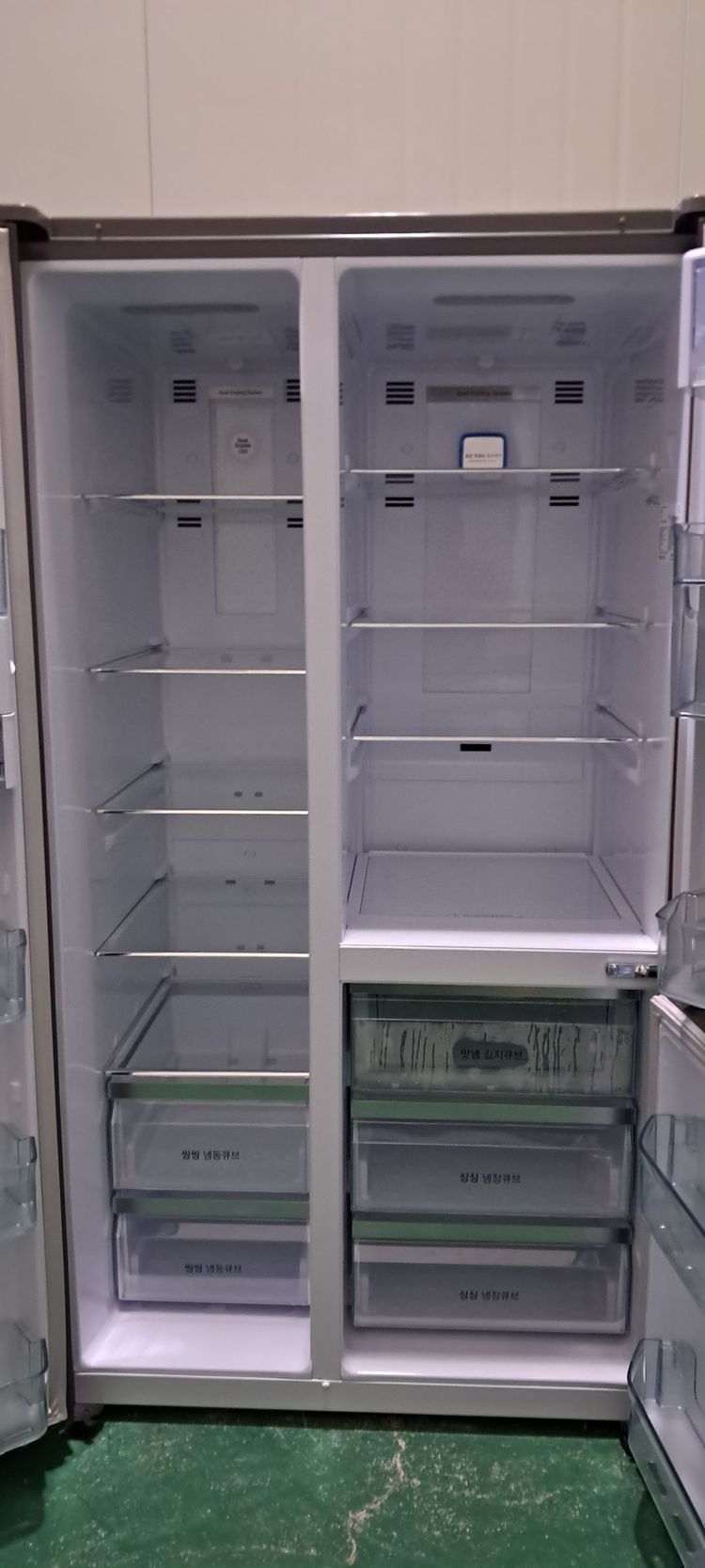 1581 대우클라쎄 802L 3도어큐브 양문냉장고(블랙--4