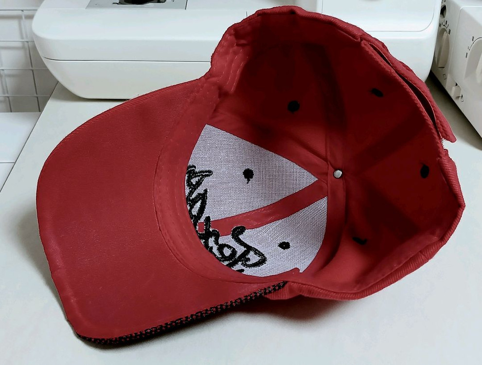 레드 볼캡 모자--3