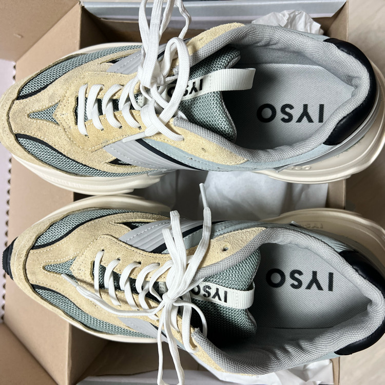 이소 ACUMIK 베이 스니커즈 270사이즈--3