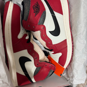 나이키 조던1레트로하이 시카고. 280사이즈 새상품2022 이미지