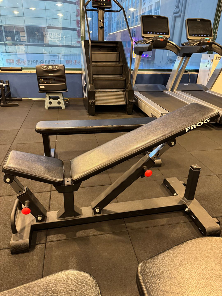 1.다양한 헬스 기구 정리합니다.(파워랙,천국의계단,덤벨,원판,바벨,케틀벨,불가리안백,인클라인벤치, 숄더벤치, 홈짐--7