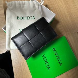 보테가베네타 카세트 오거나이저 카드지갑 블랙 판매 이미지