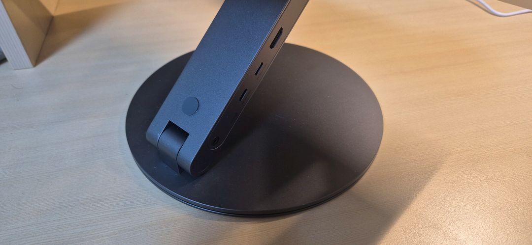 슈피겐 허브 노트북 거치대--3