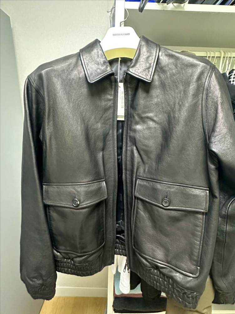 브라운야드 A-2 레더자켓 블랙(3) 택 케이스 옷걸이 풀구성--4