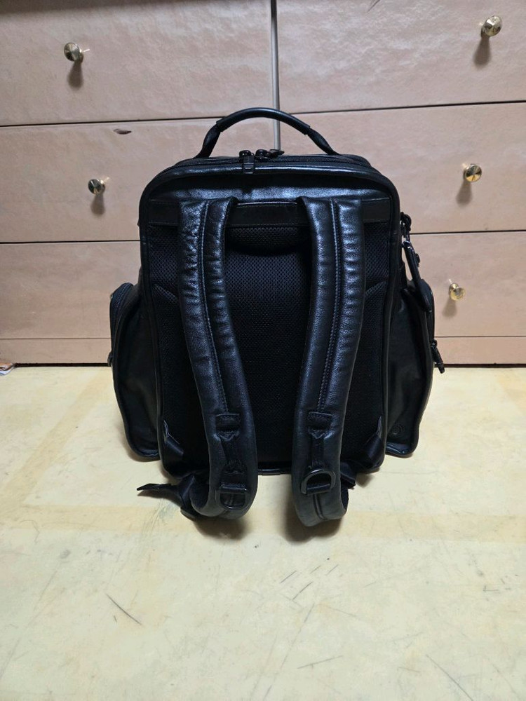 투미 정품 티패스 비지니스 클래스 레더 브리프팩--5