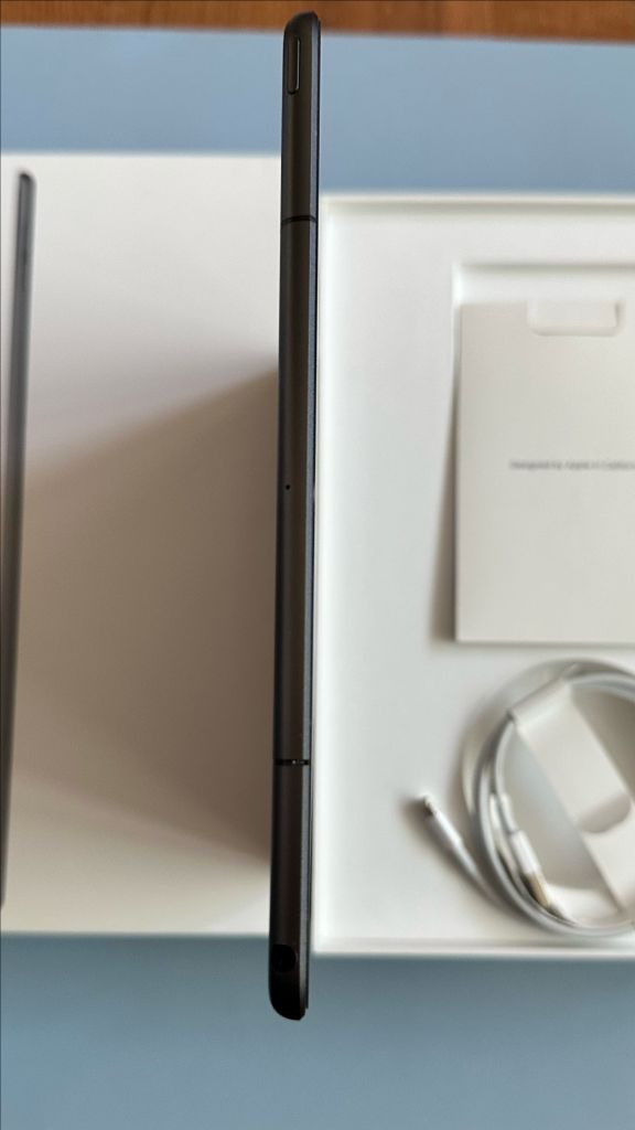 아이패드 에어3세대,셀룰러,애플펜슬1세대 셀룰러라서 들고 다니면서 인강 듣기 좋음(데이터 함께쓰기나,데이터쉐어링 해--7