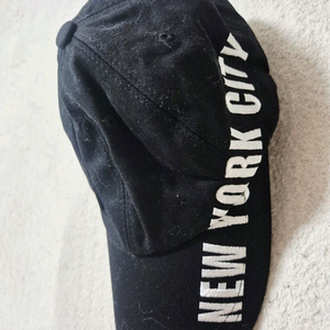 뉴욕시티 블랙 볼캡 모자