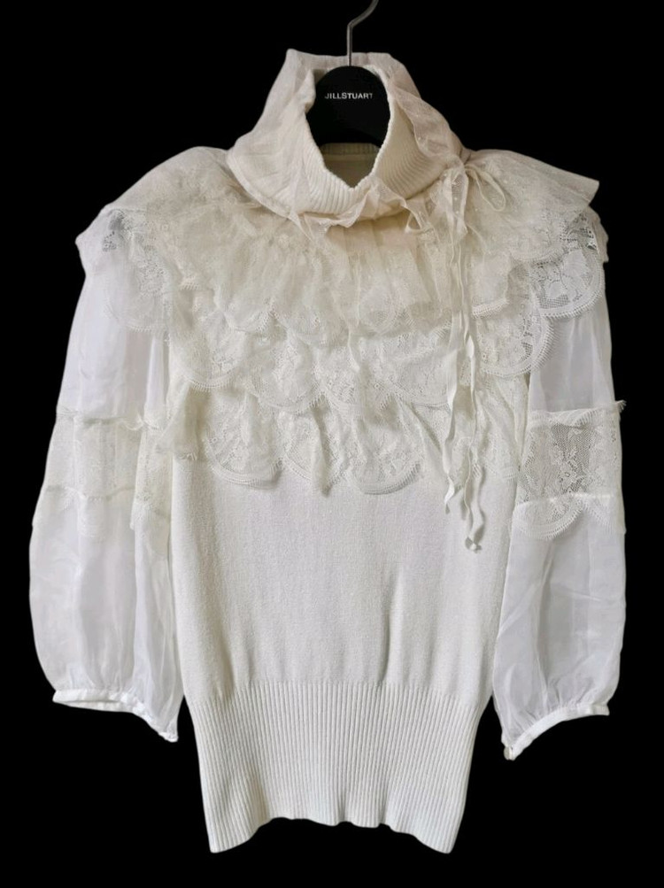 아이보리 레이스 시스루 니트 블라우스 / 하이넥 러플 / 퍼프소매--5