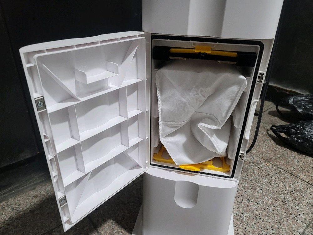 디베아 원스텝 무선청소기 클린스테이션 이미지