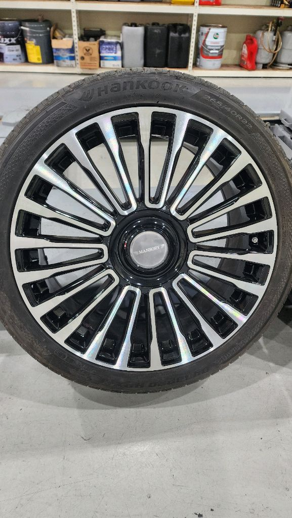 벤츠 GLE ML 만소리 22인친 휠 팔아요.--1