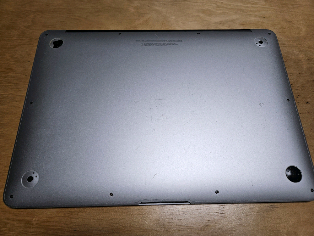 애플 맥북 에어 13인치 A1466 판매합니다.--4