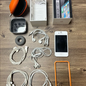 아이폰4S 32기가 화이트 풀패키지 이미지