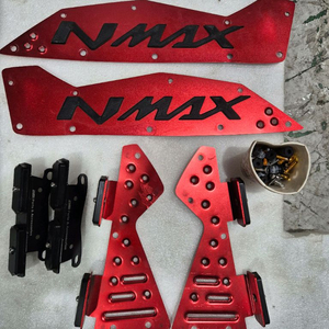 야마하 NMAX 엔맥스 튜닝 발판 가드 이미지