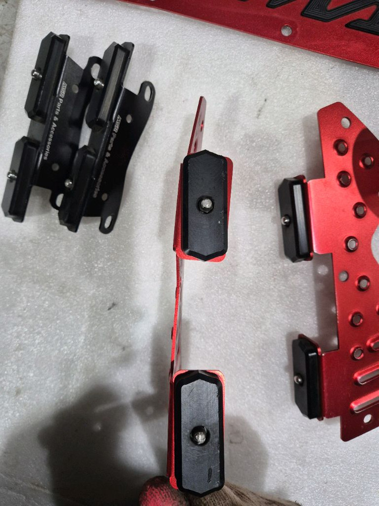 야마하 NMAX 엔맥스 튜닝 발판 가드 이미지