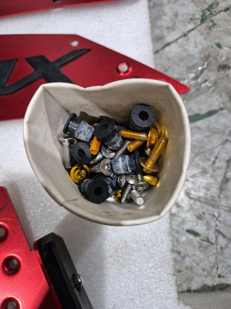 야마하 NMAX 엔맥스 튜닝 발판 가드 이미지