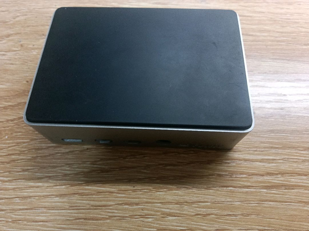 라즈베리파이 4 4gb + 7인치 터치 디스플레이 + 금속 캐이스 + 기타 케이블--2