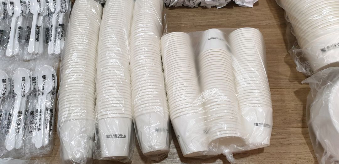 일회용품 세트 (종이컵, 숟가락, 젓가락, 그릇)--5