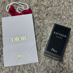 [미개봉/국문탭]디올 소바쥬 오드퍼퓸 100mL