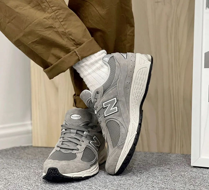 [새상품] 뉴발란스 2002 남여공용 운동화 M2002RNM 프리미엄 운동화 그레이 270--2