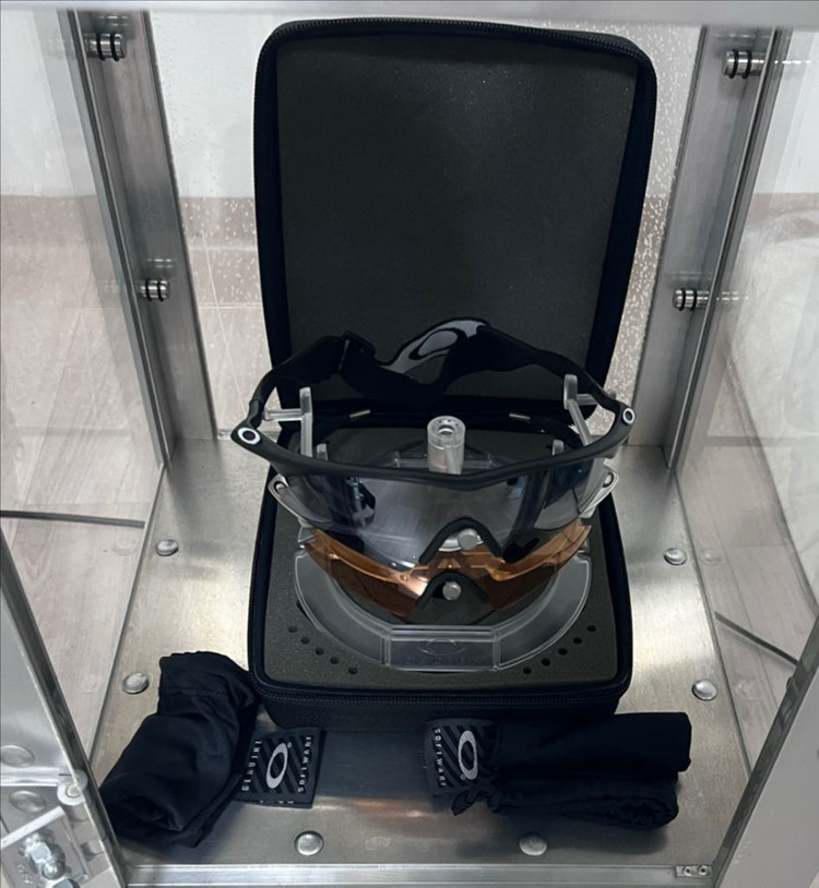 오클리 프로엠프레임 2개 알루미늄 블랙--1