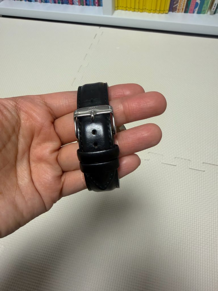 다니엘웰링턴 클래식 셰필드 블랙시계--1