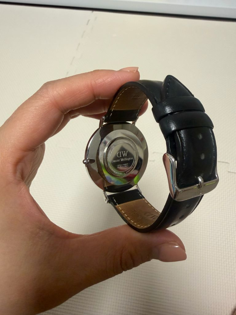 다니엘웰링턴 클래식 셰필드 블랙시계--4