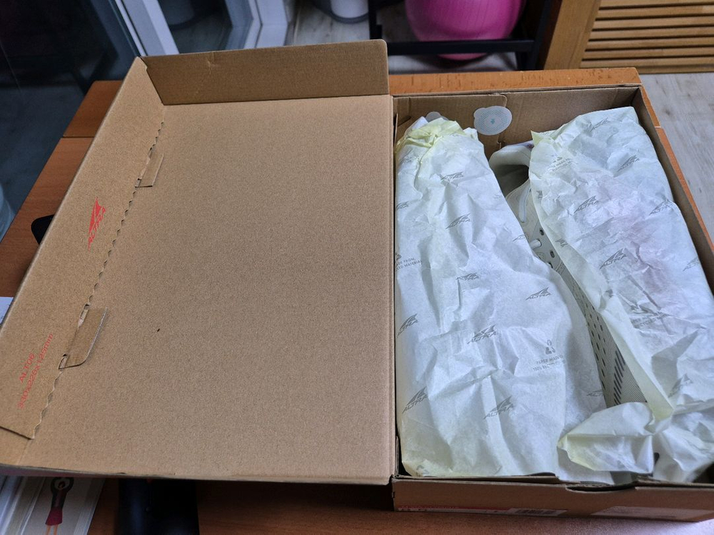 알트라 러닝화(비아 올림퍼스, 남자, 265mm)--5