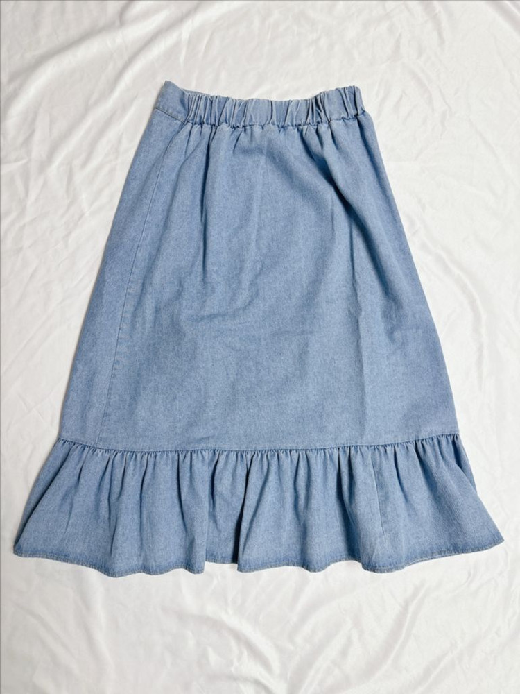 LAP 버튼포인트 사선 프릴 데님스커트--2