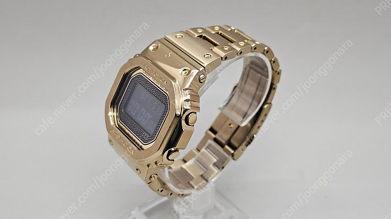 카시오 지샥 GMW-B5000GD 풀메 금장 이미지