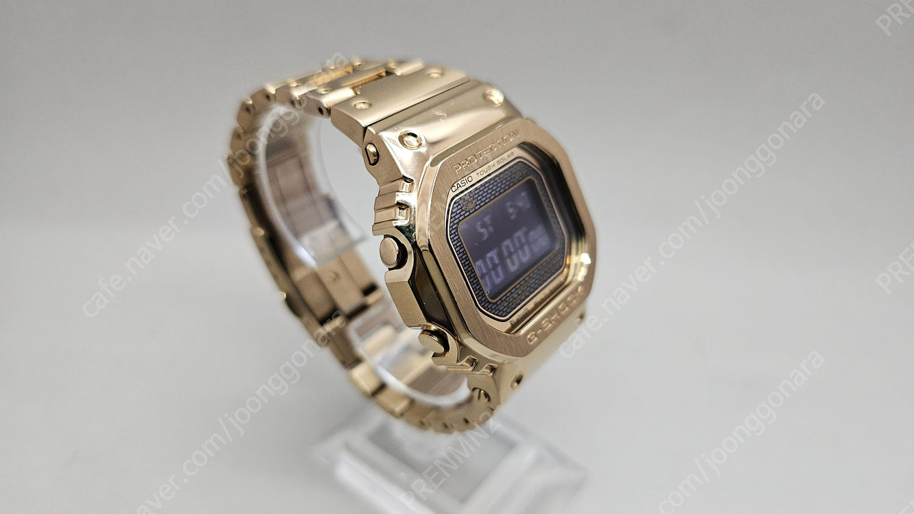 카시오 지샥 GMW-B5000GD 풀메 금장 이미지